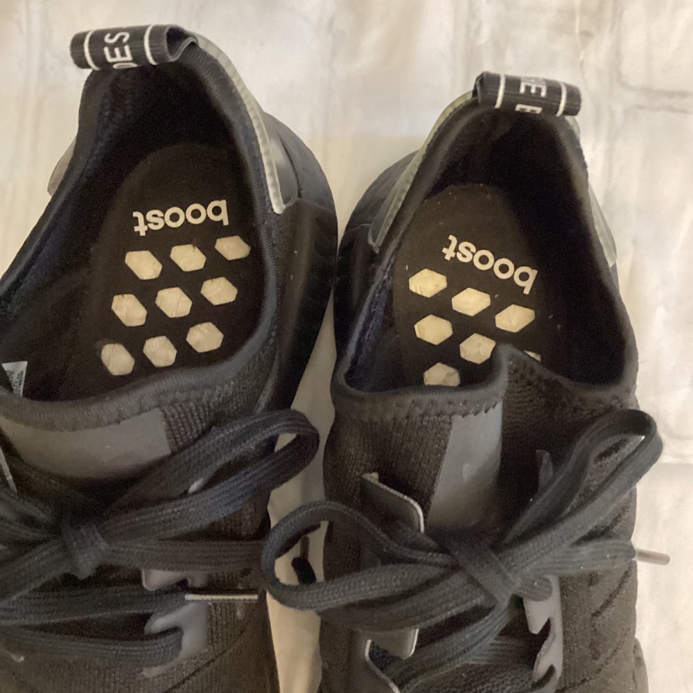 ADIDAS RUNNING SHOES NMD R1 - Picture 2 of 13